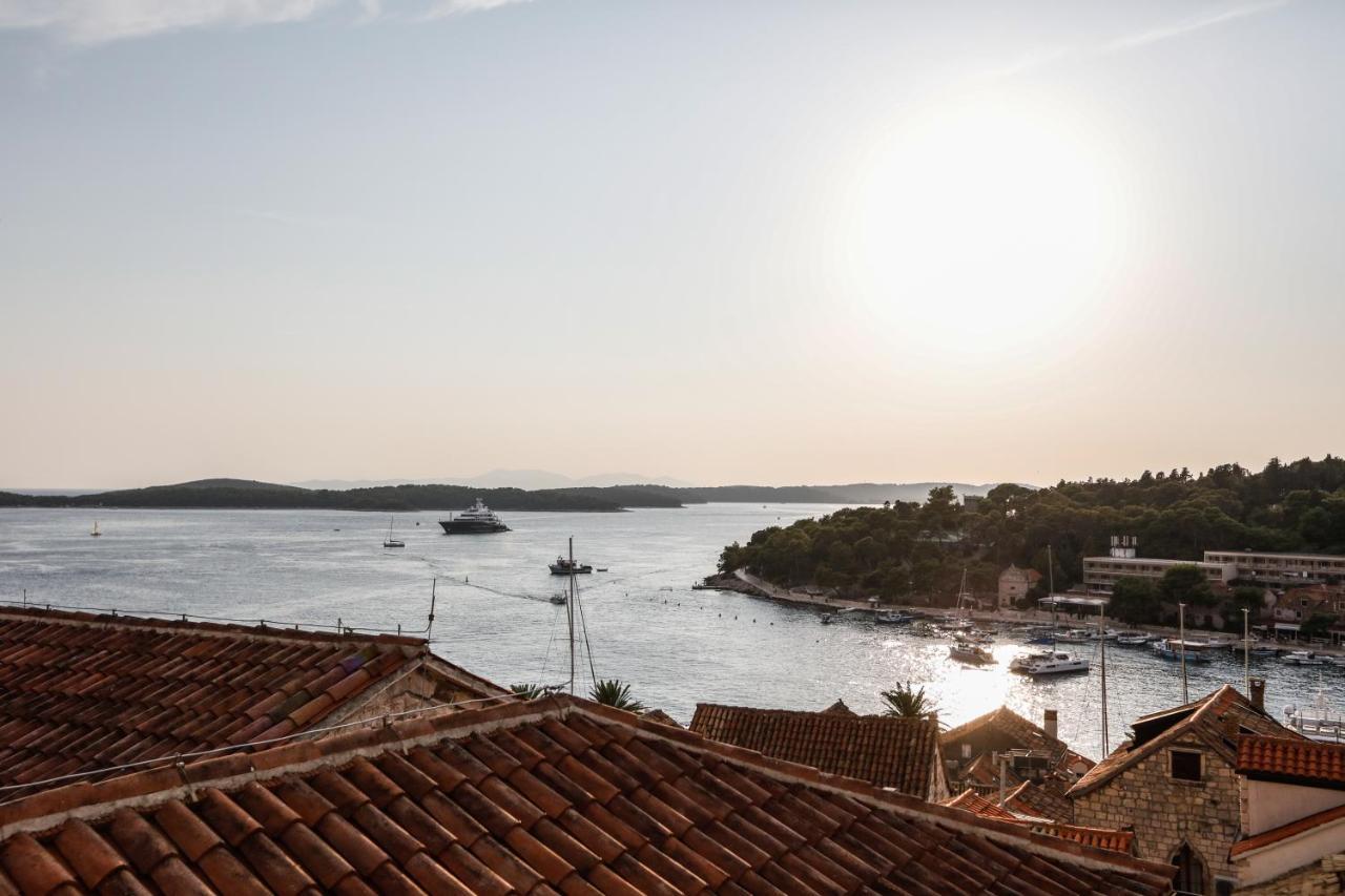 Hvar Old Dalmatian House Junior Suite - Deck 3 Хвар Экстерьер фото